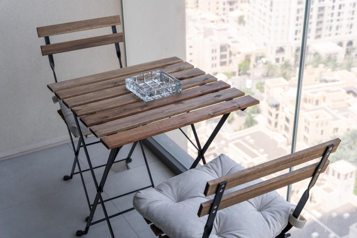 Apartment Posh 2-bedroom Flat In The Heart Of Downtown, Dubai! Dubai